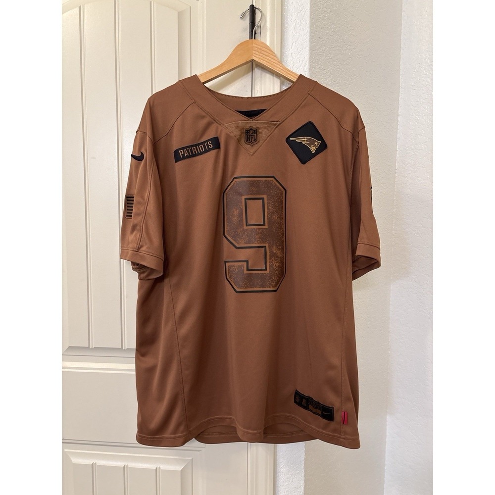 Nike New England Patriots Matthew Judon #9 Salute to Service Limited Jersey XL